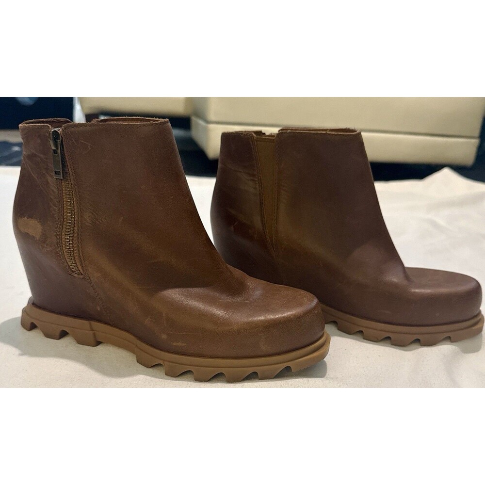 Sorel Joan of Arctic Wedge Zip Bootie Brown Leather Size 9.5 Boots READ